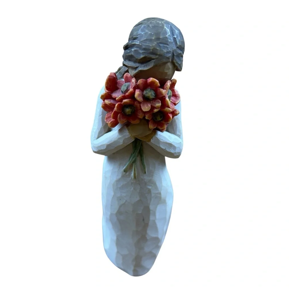 Willow Tree Surrounded By Love Figurine 5.5” Demdaco Susan Lordi 2009